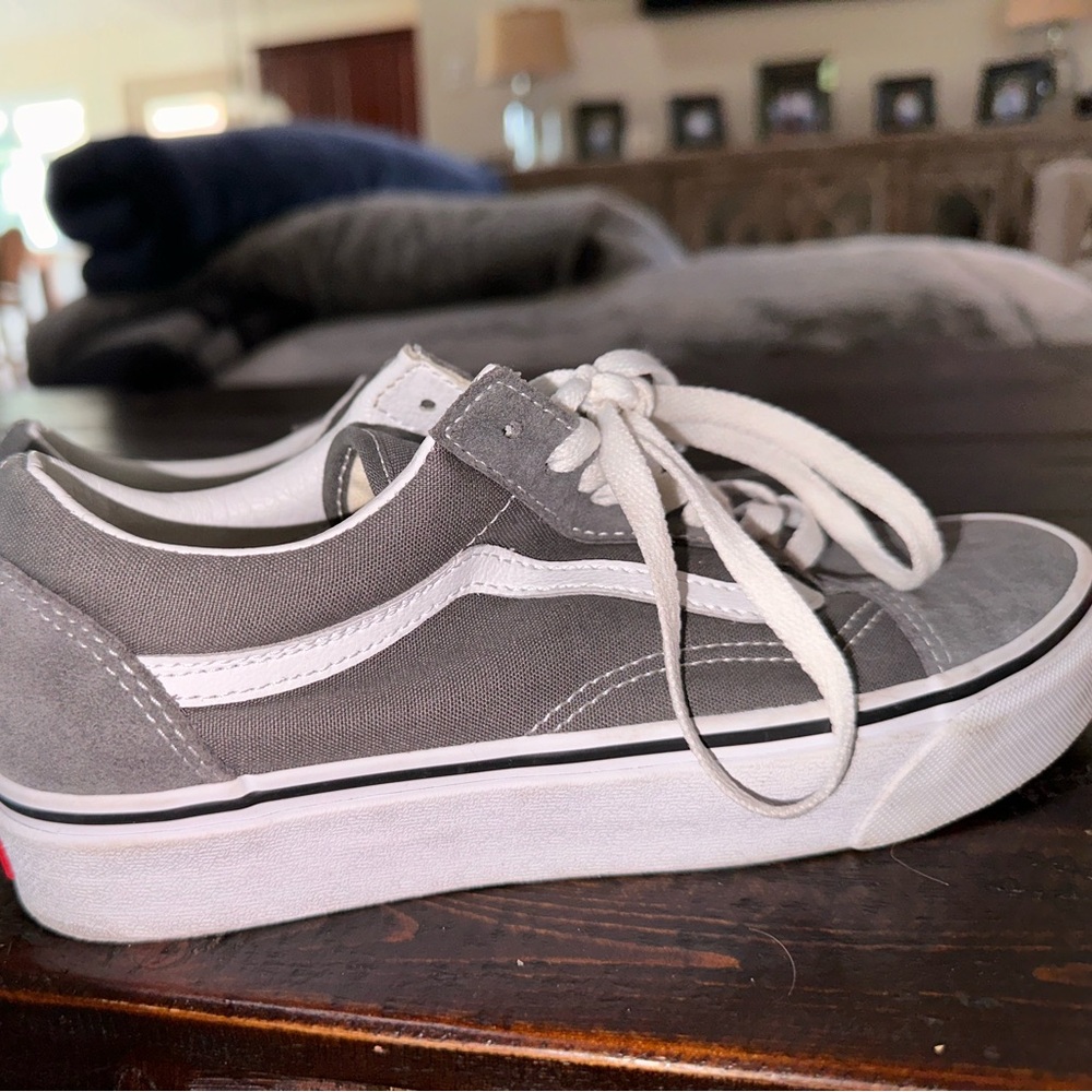 Women’s Van’s